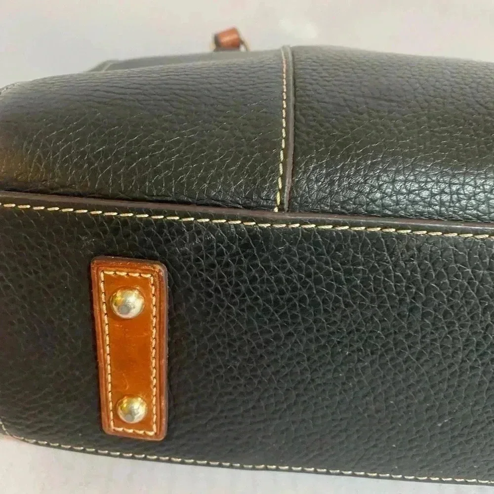 Dooney Bourke vintage black leather satchel handbag